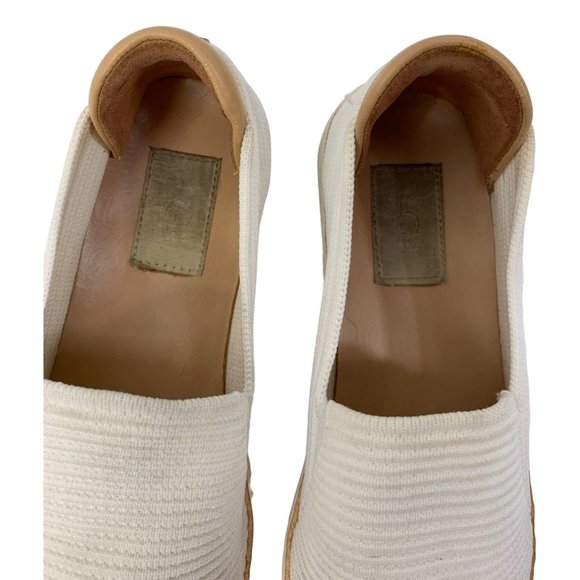 Ugg womens Sz 8 sneaker Slip on Sammy Alameda White Flats Shoes Stretch 6570 GUC - Picture 4 of 11